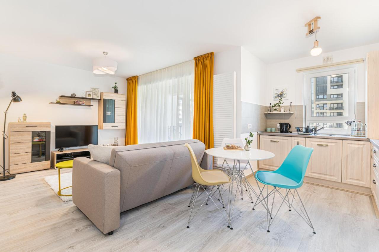 Rentforcomfort Apartment Ella 2 Брашов Экстерьер фото